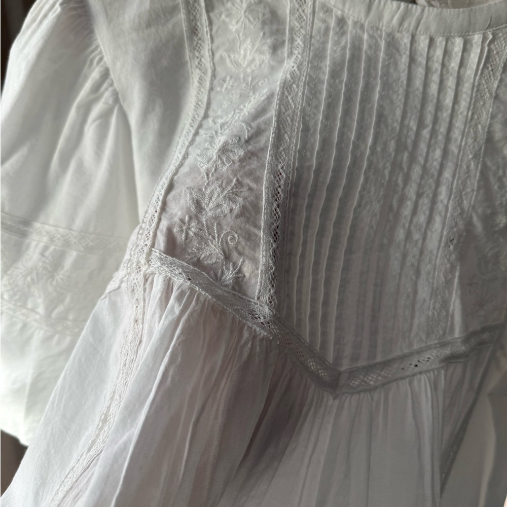 ZW Collection Embroidered Romantic Blouse, Oyster White, S, NWT - Picture 7 of 8